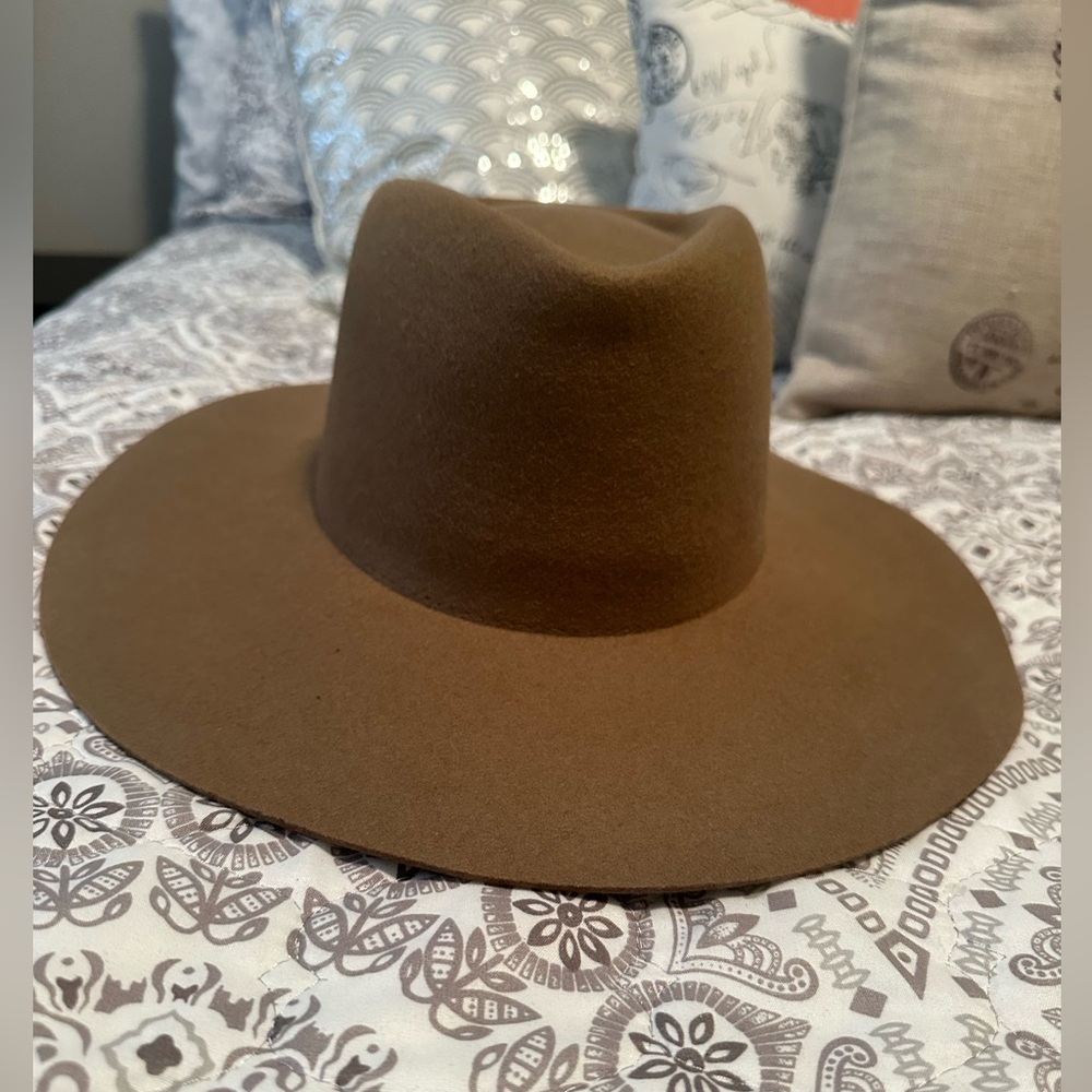 Gigi Pip Hat